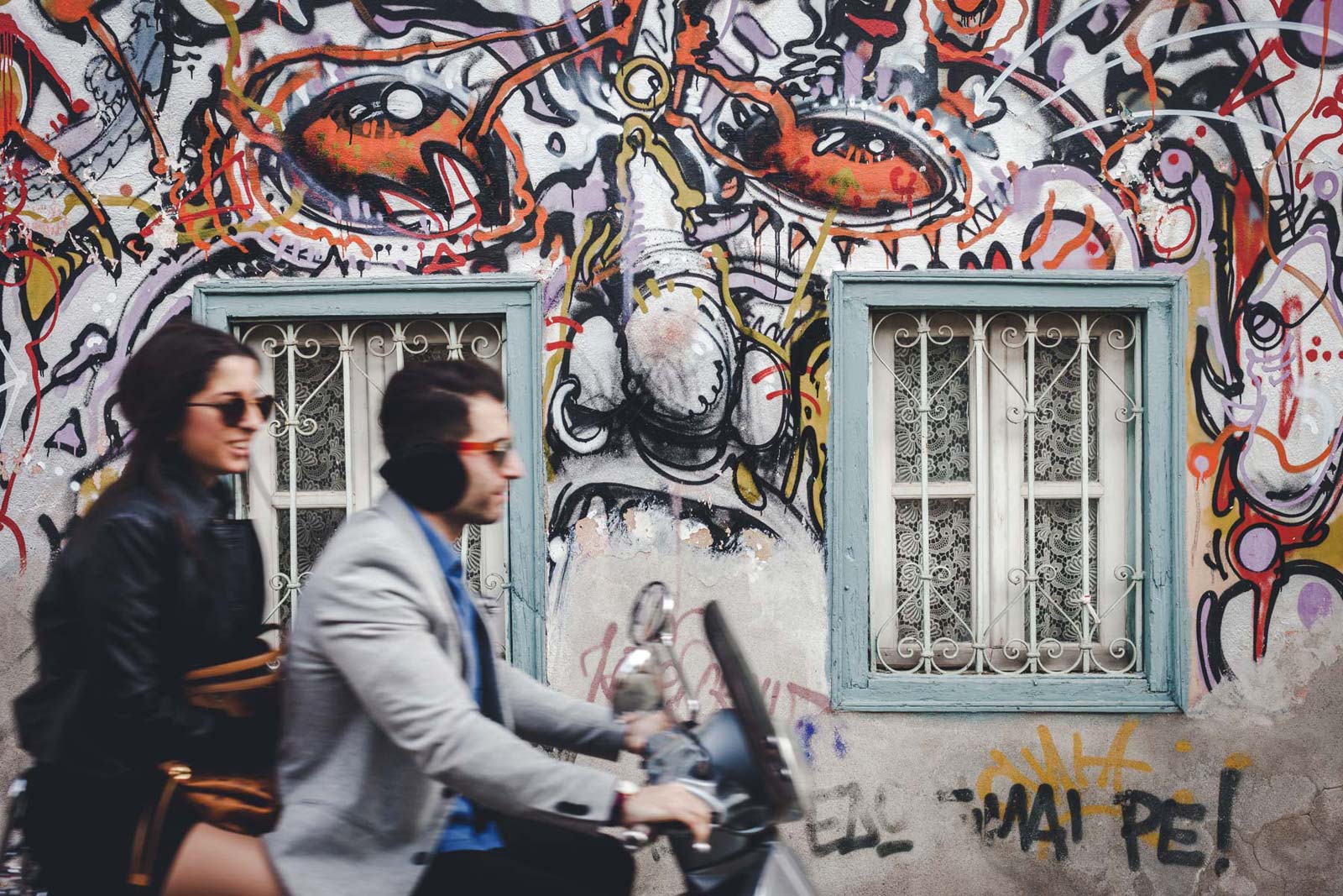 Bouzouki time, Photo by Milo | Photographer