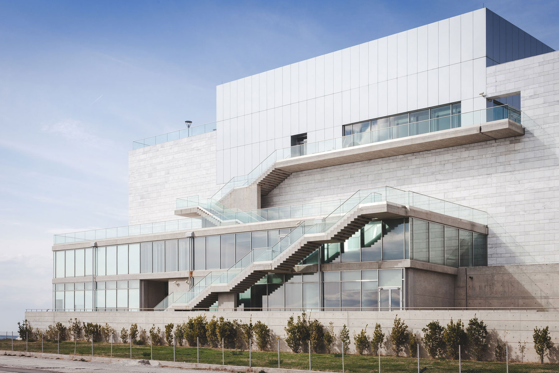 Thessaloniki opera, Photo by Milo | Photographer