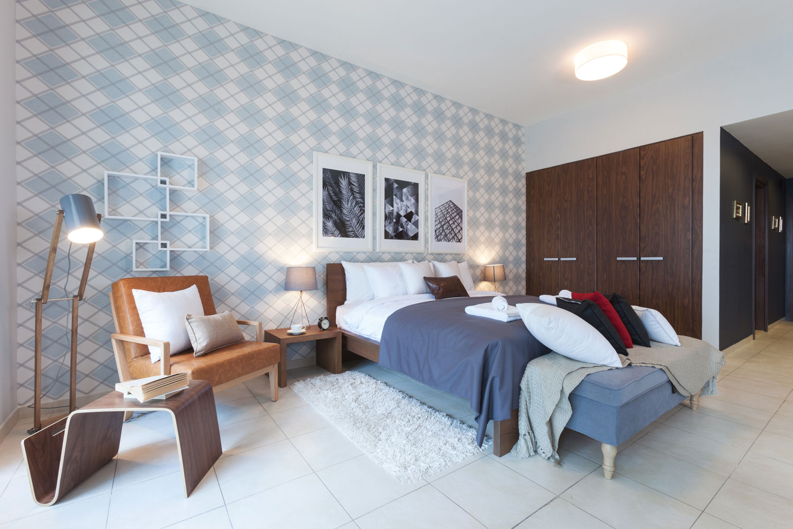 Business Bay Studio, Photo by Milo | Photographer