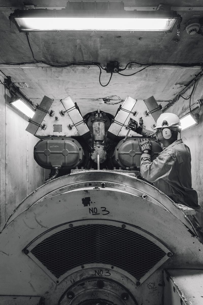 Shelf Drilling 02, Photo by Milo | Photographer