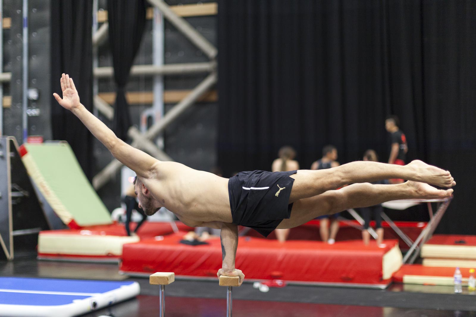 La Perle Theater 02 Dubai, Photo by Milo | Photographer