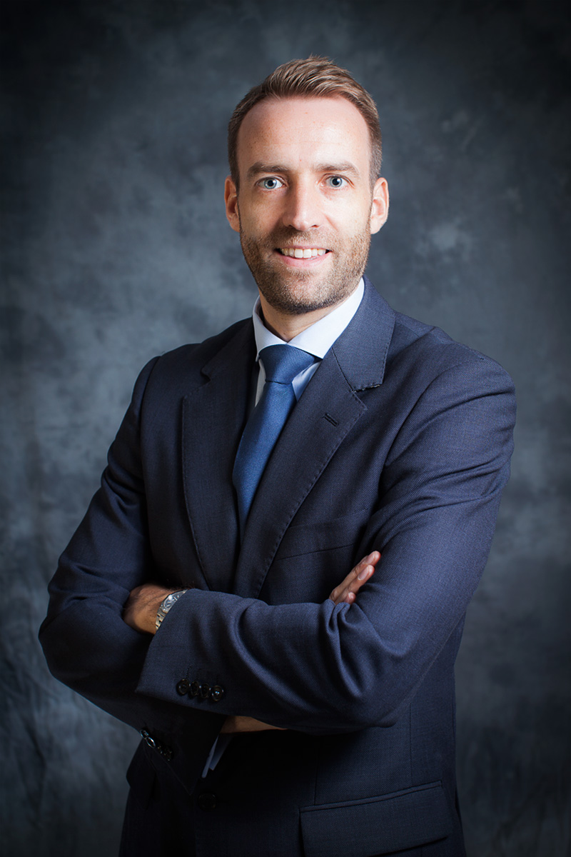 Mark Corporate Portrait, Photo by Milo | Photographer